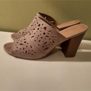 AMERICAN EAGLE Tan Microsuede Slide Mules SIZE 8.5M